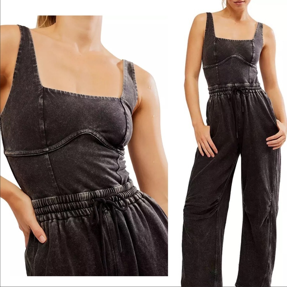 NWT FREE PEOPLE - FP movement inbound onesie - XS